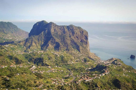 Penha de Águia Walk