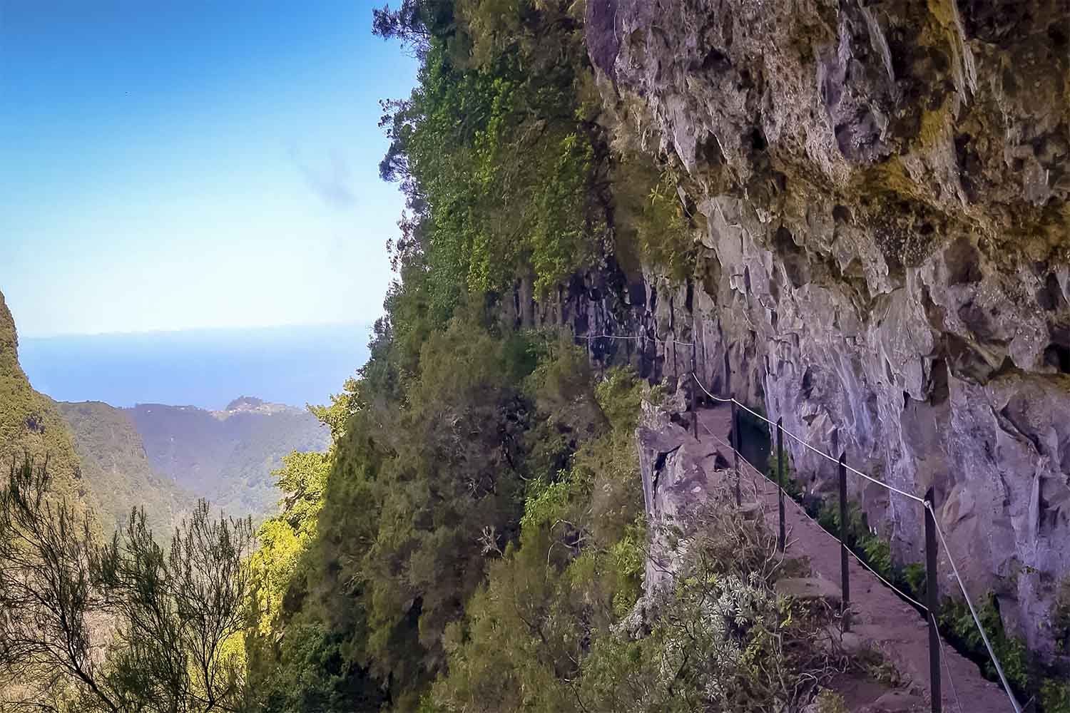 Levada Caldeirão Verde Walk