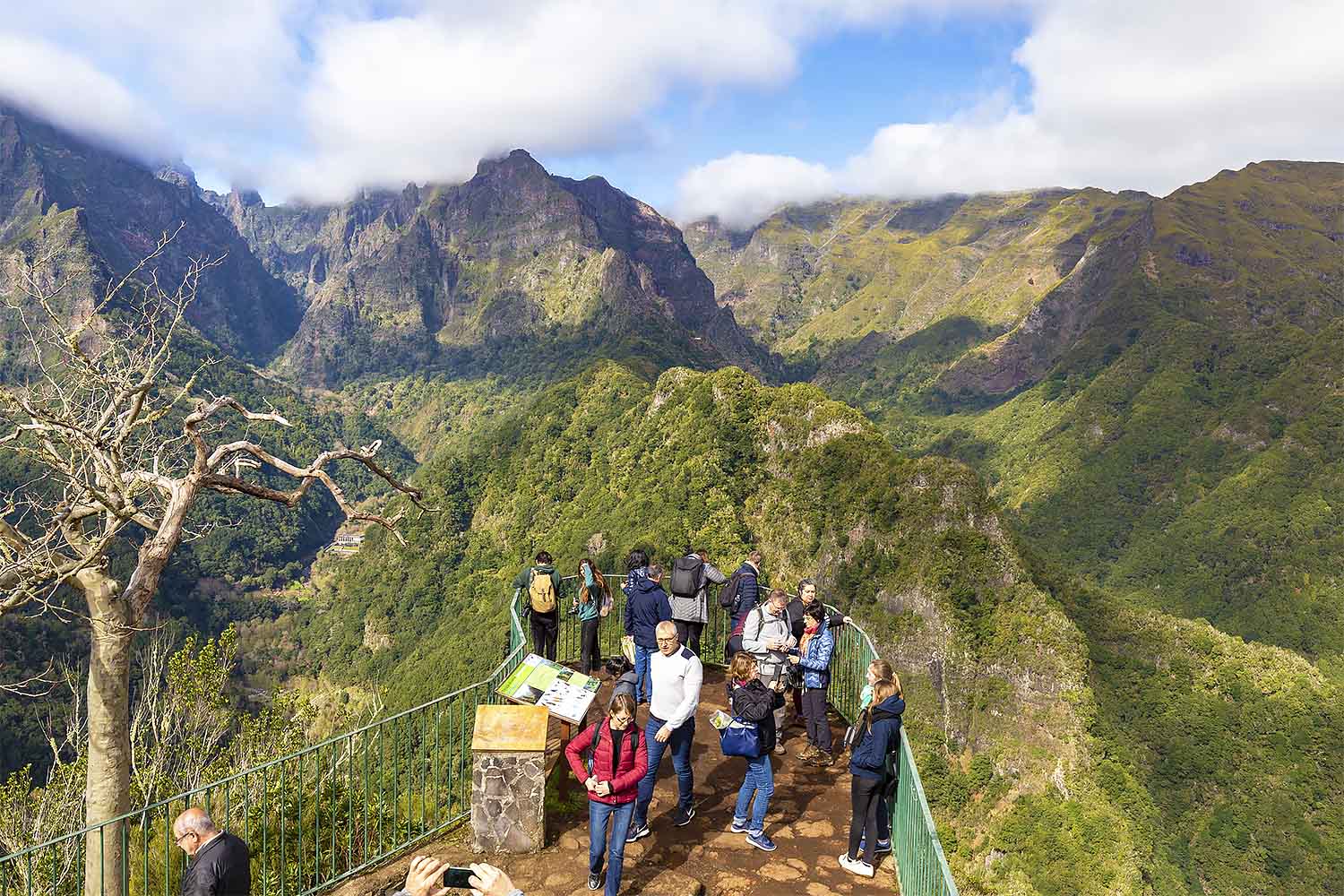 LEVADA DOS BALCÕES WALK