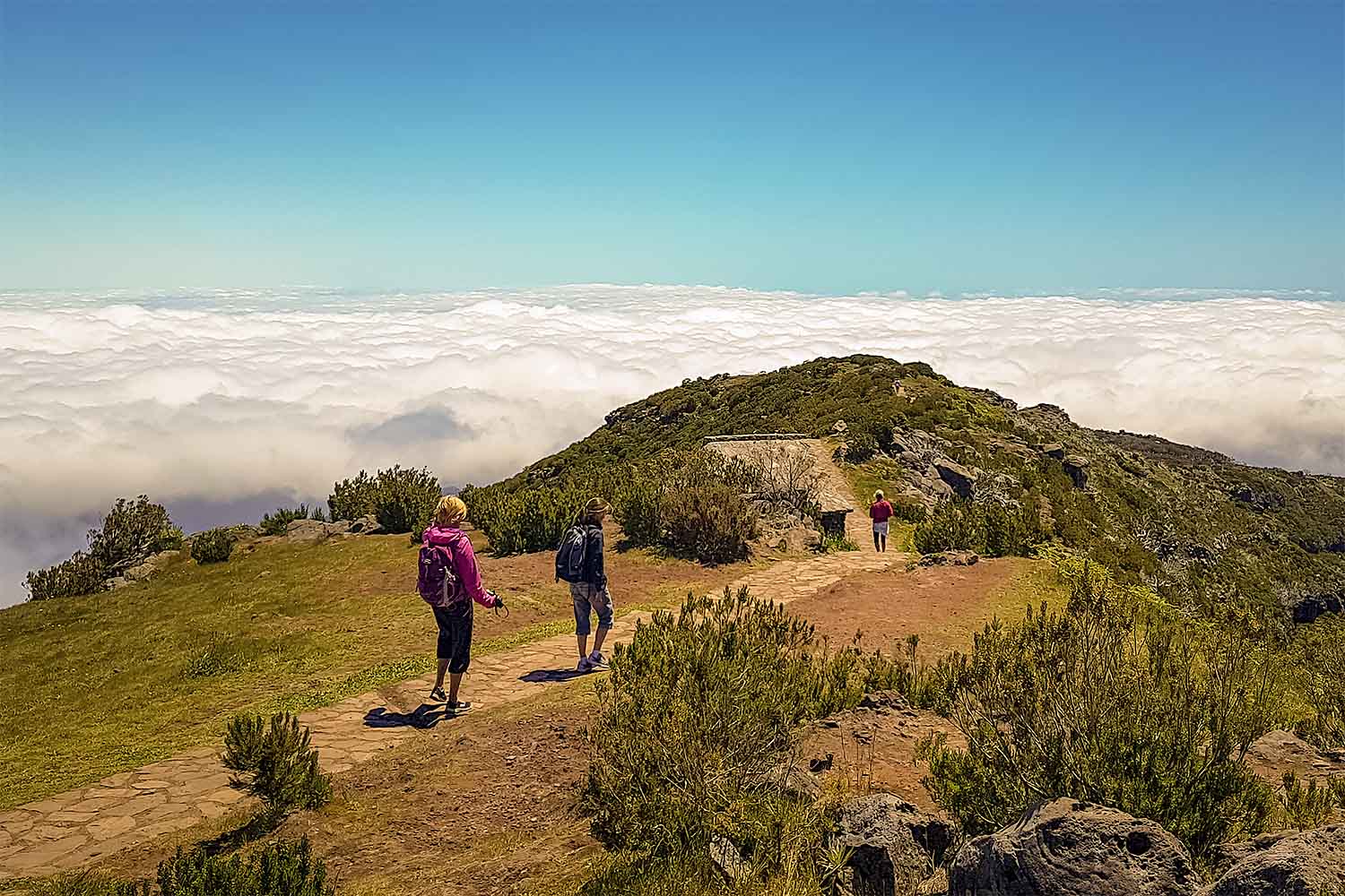 Sunrise Pico Arieiro – Pico Ruivo Walk